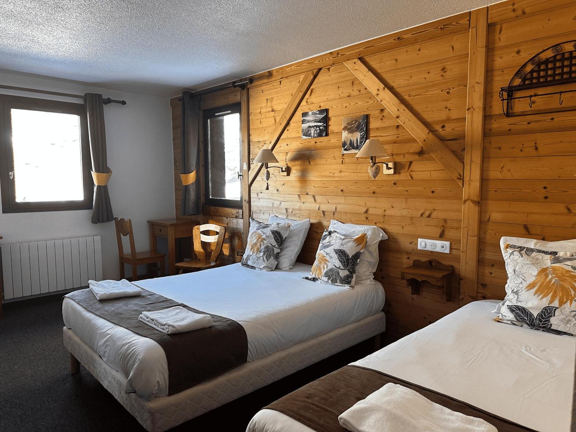 Hotel Club "Les Carrettes" Valmeinier Exteriör bild