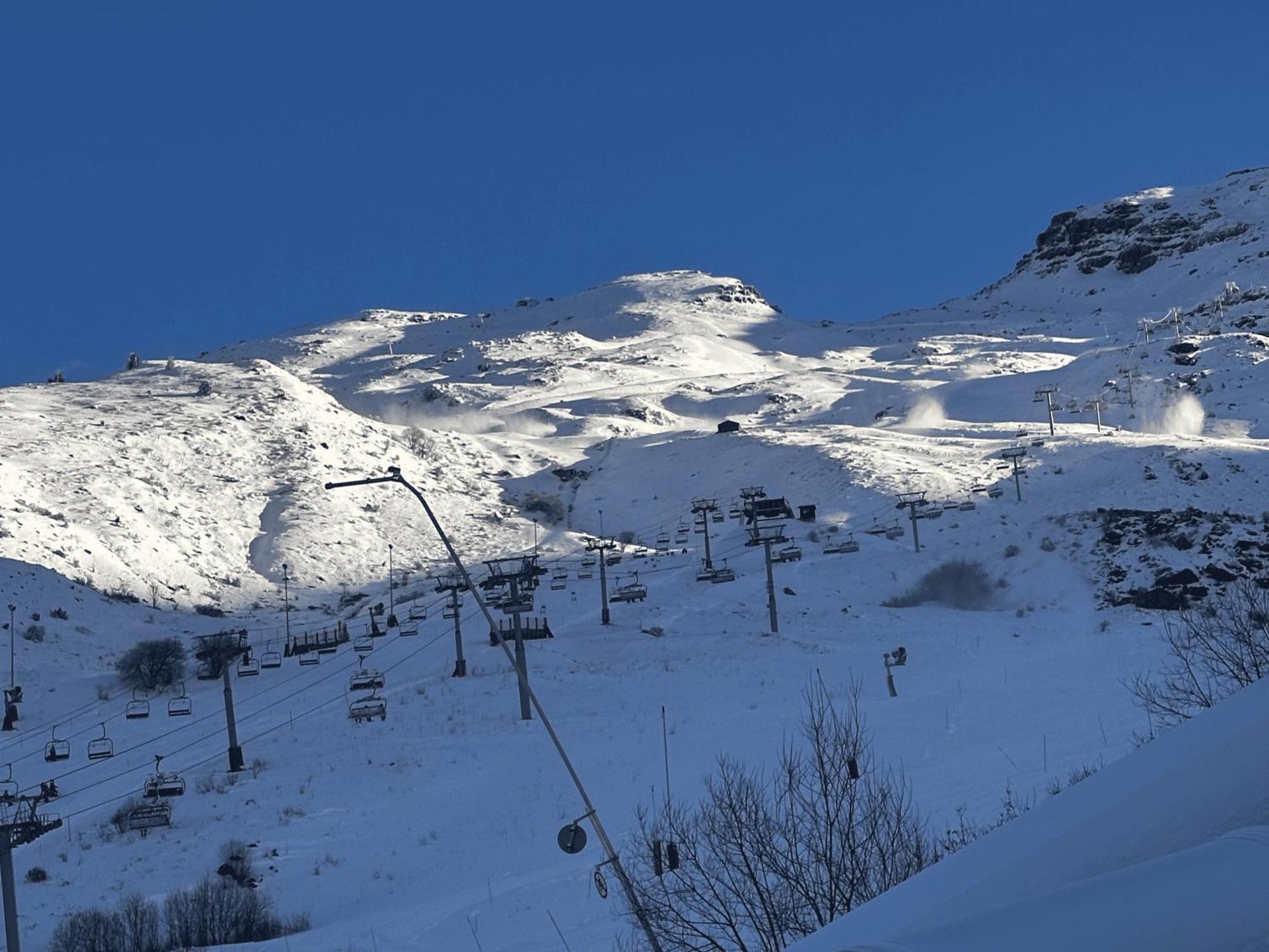 Hotel Club "Les Carrettes" Valmeinier Exteriör bild